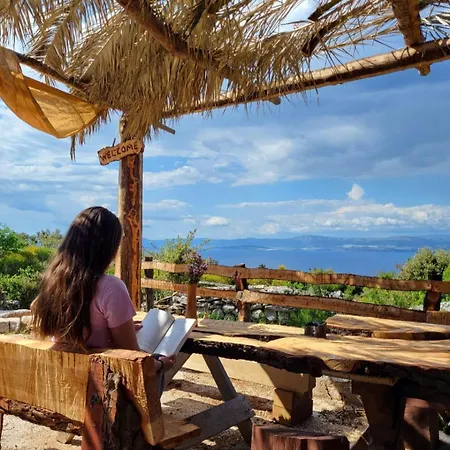 Miki's Little House *